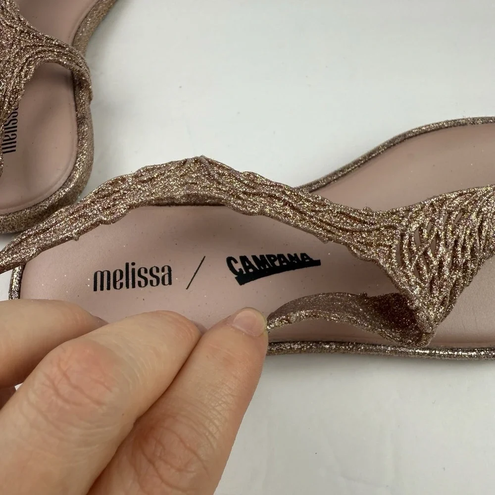 Melissa Campana Girls Size 4 Flow Sandal in rose‎ glitter